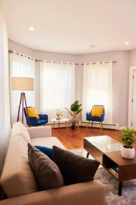 Cozy Apartment 1St 10Min Walk Downtown And City View Providence Bagian luar foto