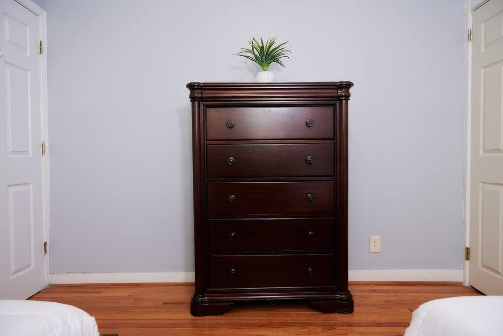 Cozy Apartment 1St 10Min Walk Downtown And City View Providence Bagian luar foto